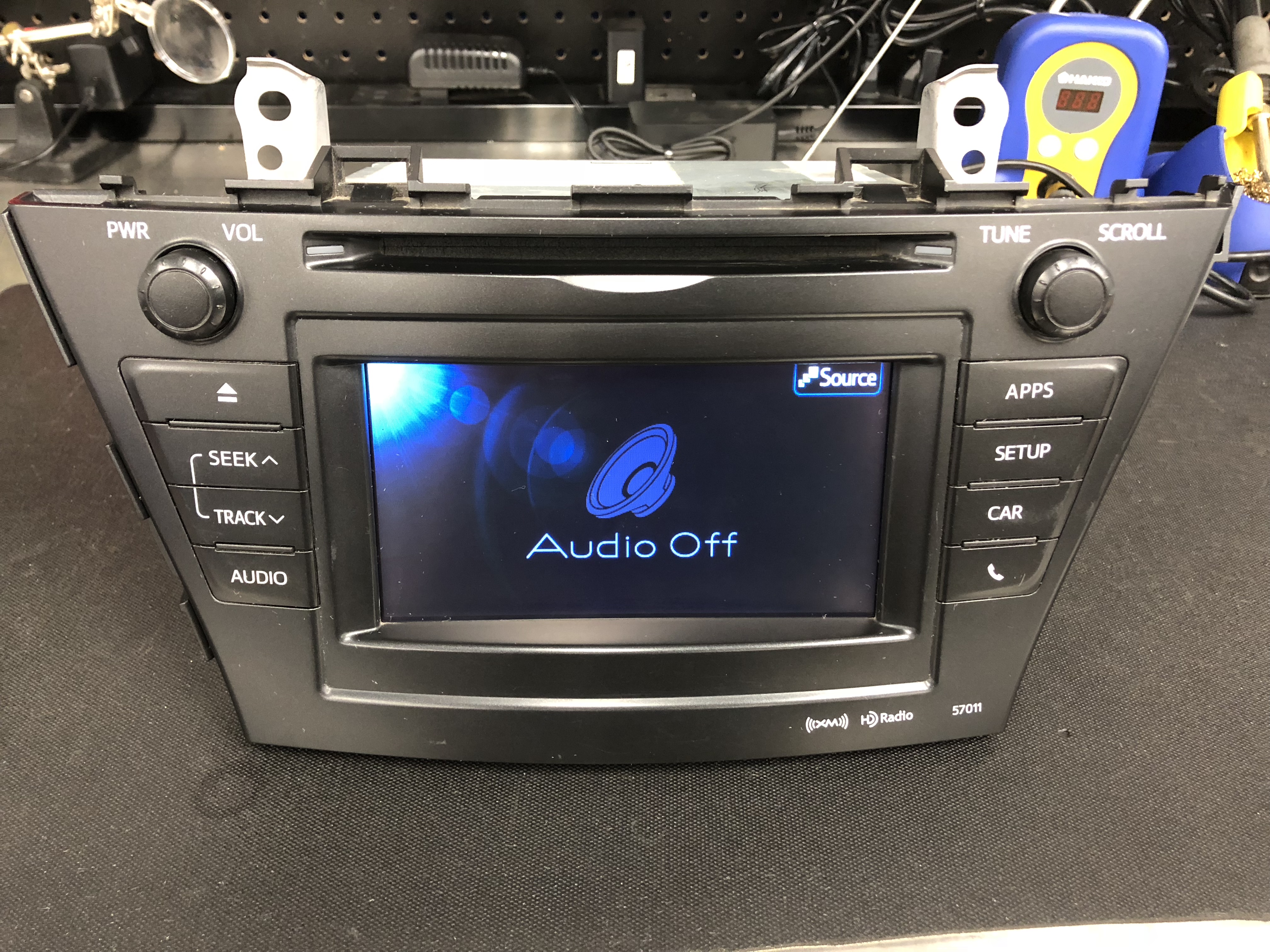 Toyota Prius 57011 AM FM CD Player Radio With MFD Display